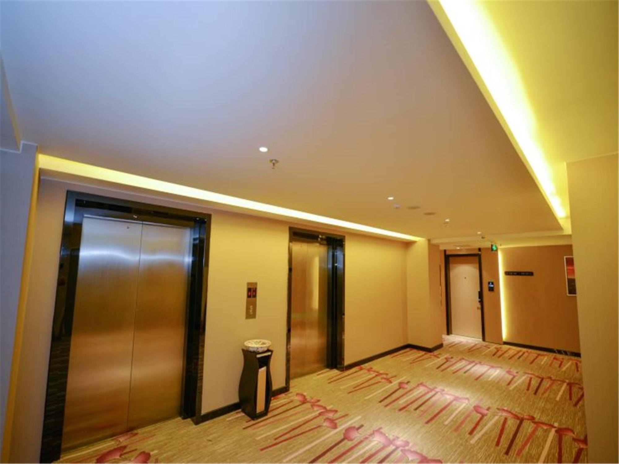 Lavande Hotel Muxiyuan Branch Beijing Bagian luar foto